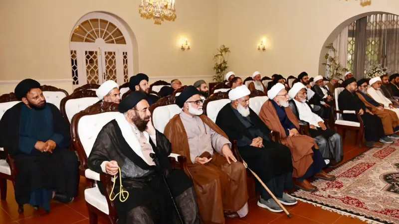 فیلڈ مارشل عاصم منیر کی شیعہ علما سے ملاقات کا احوال: ’ایران کے وفاداروں کی پاکستان سے نکل جانے کی بات ہوئی مگر اس کا پسِ منظر تھا‘ 12 shia scholars